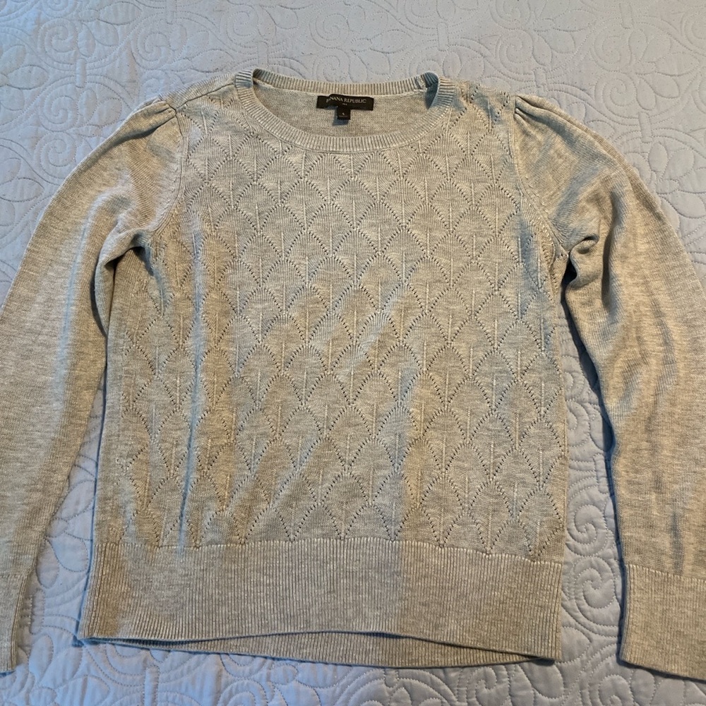 Banana Republic grey pleated sweater